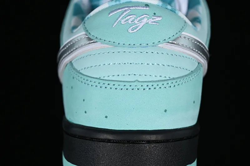 All categories Nk SB Dunk series Nk SB Dunk Low low-top sneakers C version Concepts x Nk SB Dunk Low Trick-or-treat doll Tiffany Lobster SB low-top sports and leisure sneakers BV1310-402
